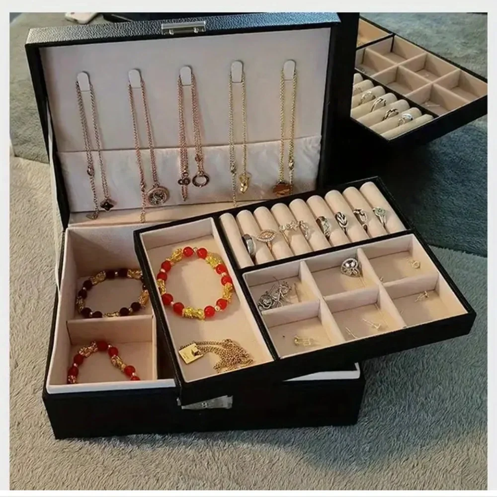 Luxury Jewelry Organizer: Fashionable Aesthetic for Jewelry Display